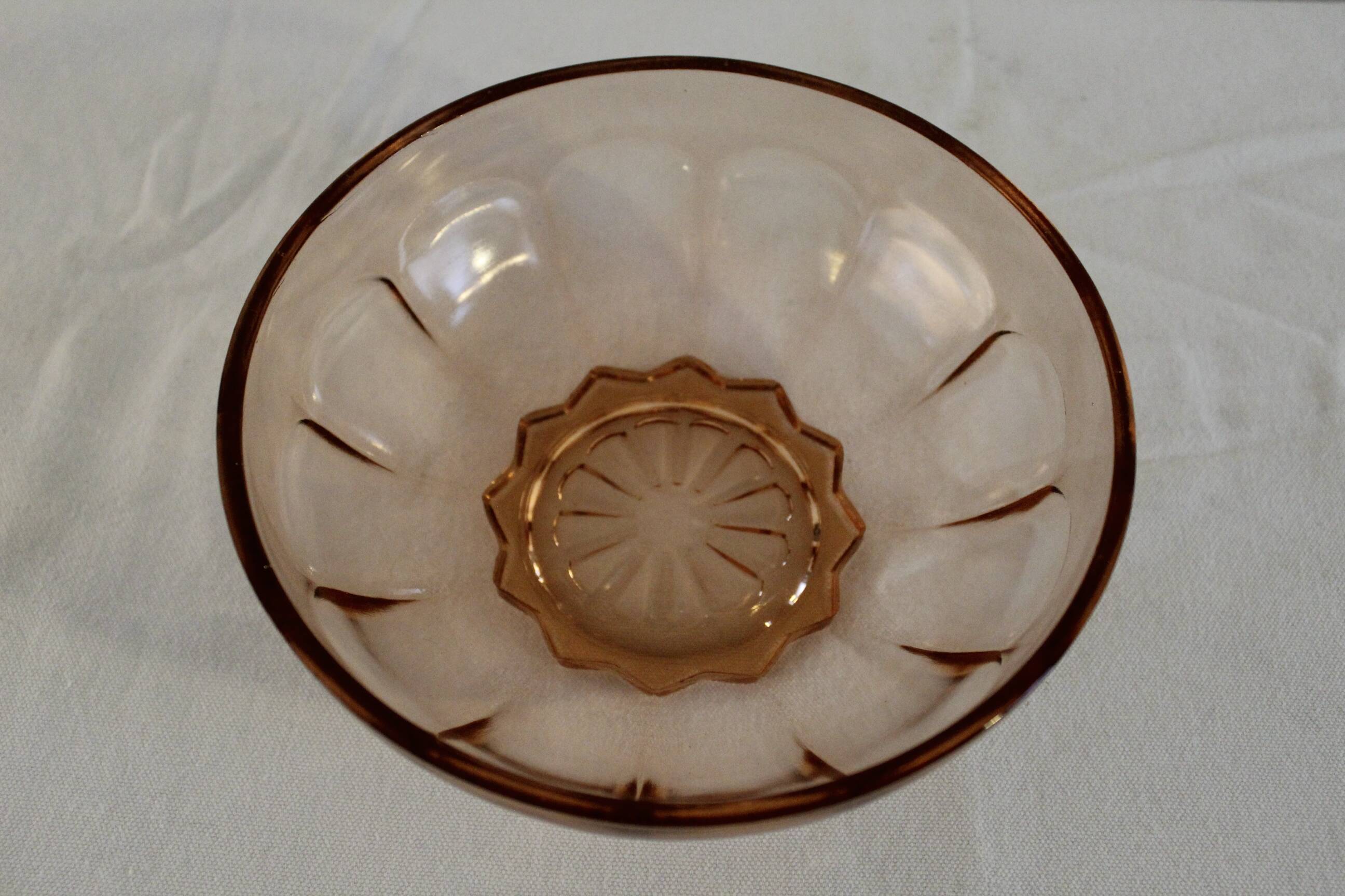 Small vintage pink salad bowl