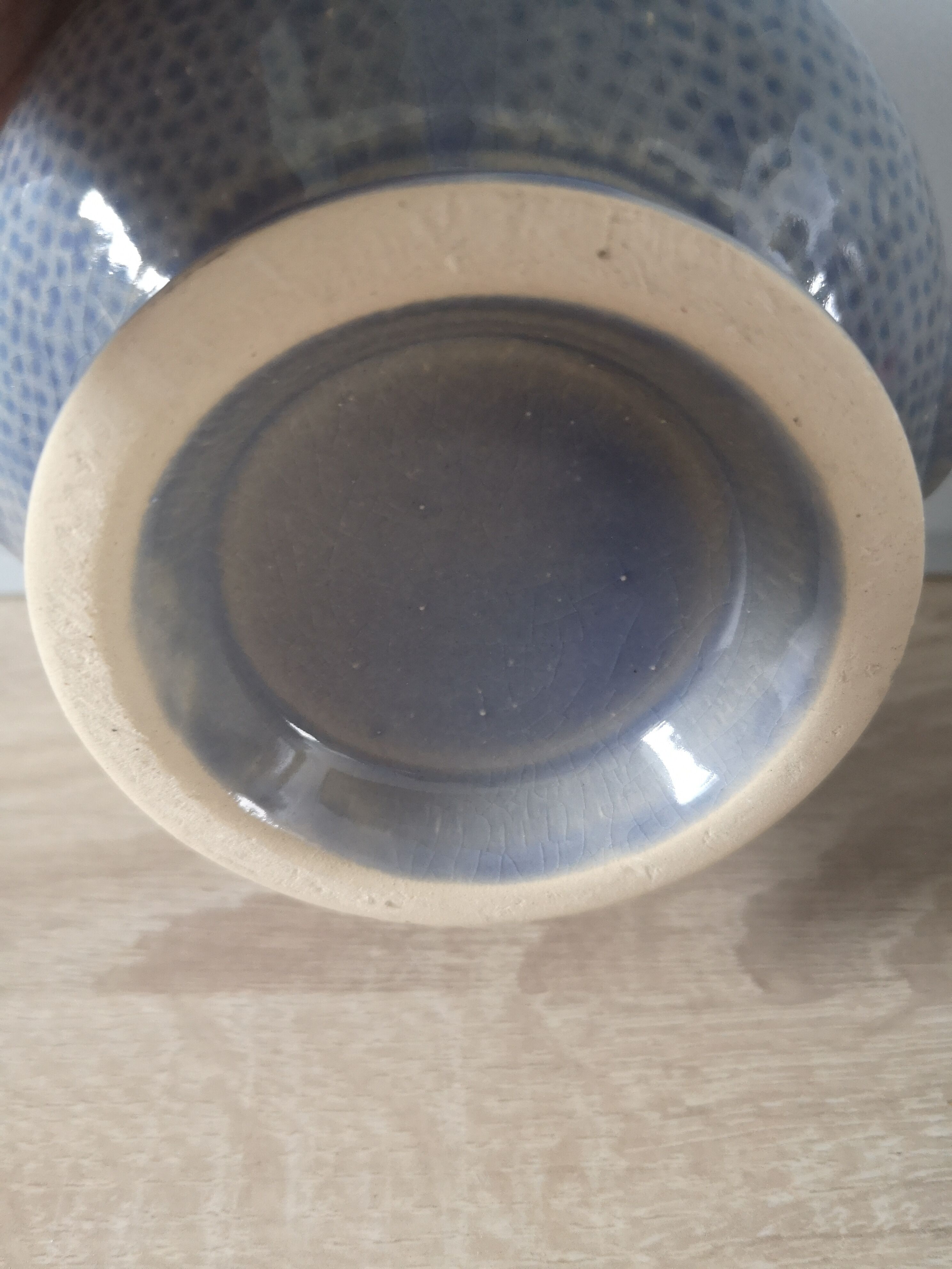 Lot bowls Alsatian lion head