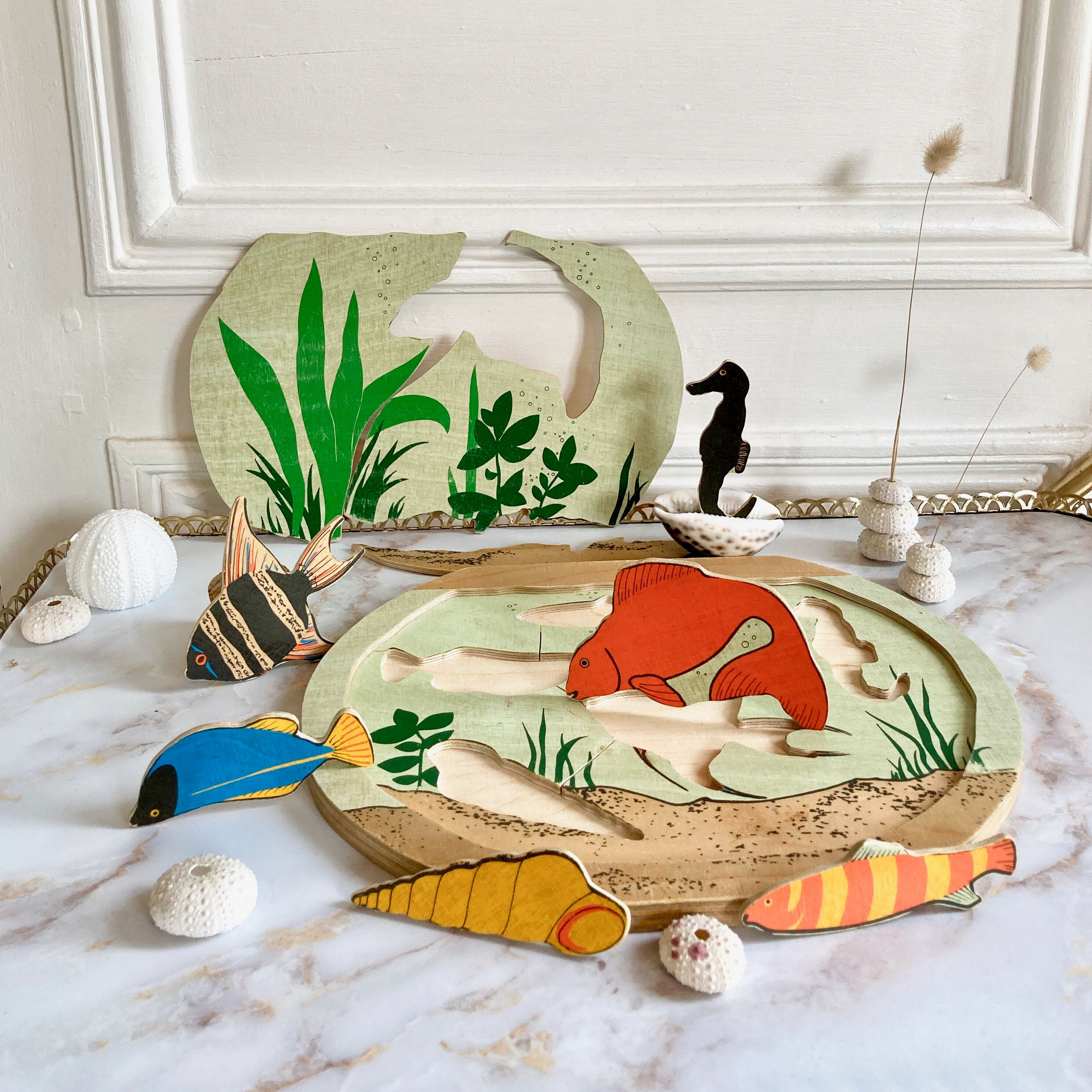 Two-game wooden vintage puzzle