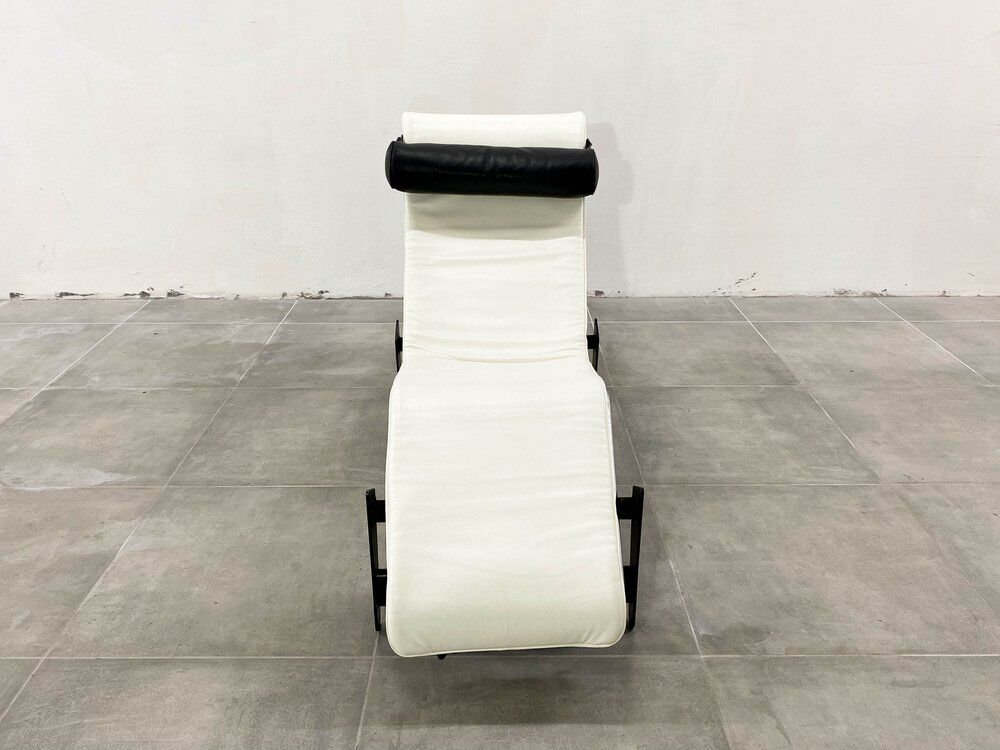 LC4 chaise lounge by Le Corbusier for Cassina