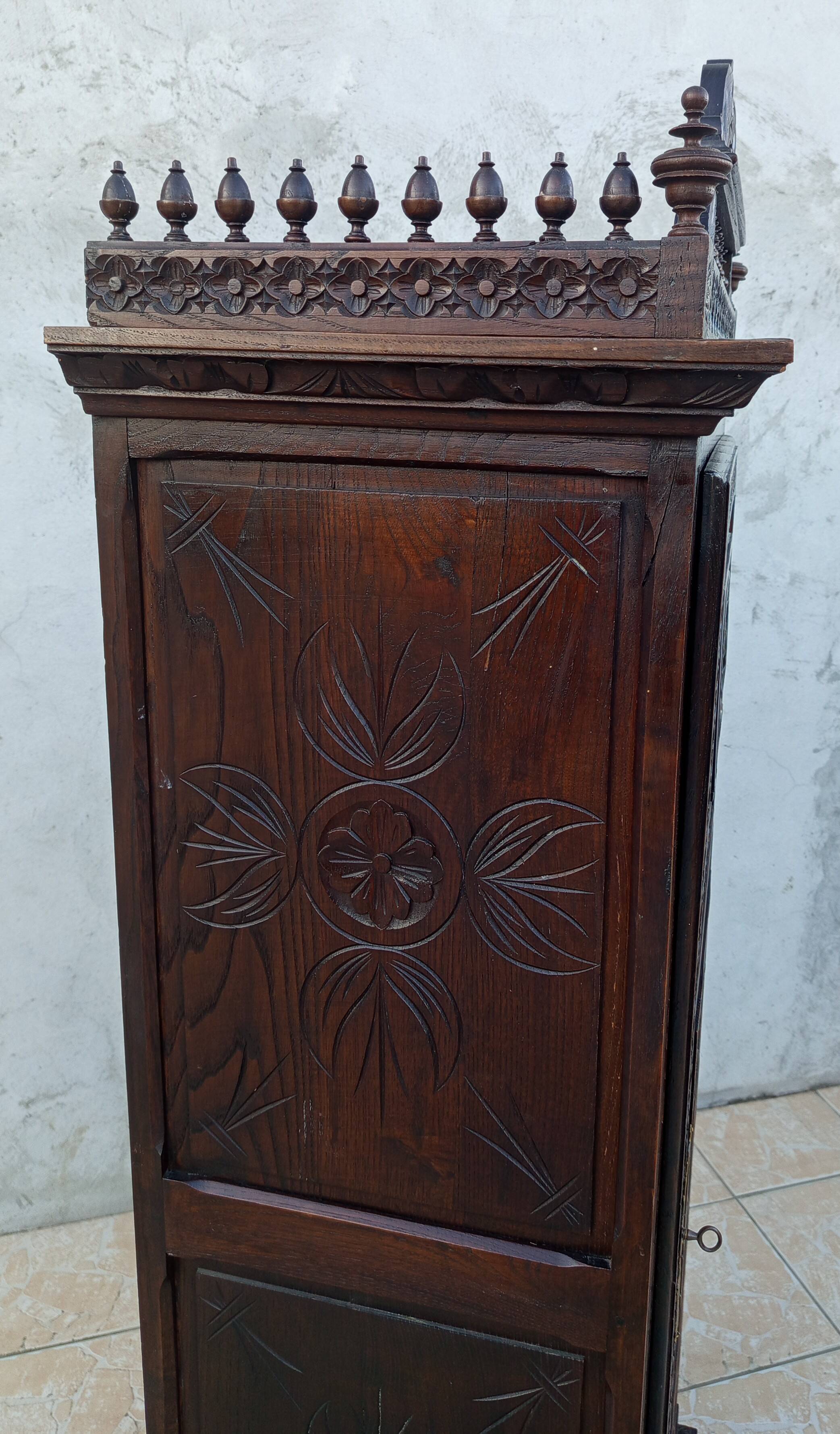 Bonnetière Breton style wardrobe in natural wood
