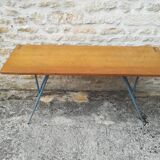 Folding table