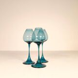 Large collection of Midcentury tulip glasses by Orrefors Nils Landberg, Sweden, 1950s.