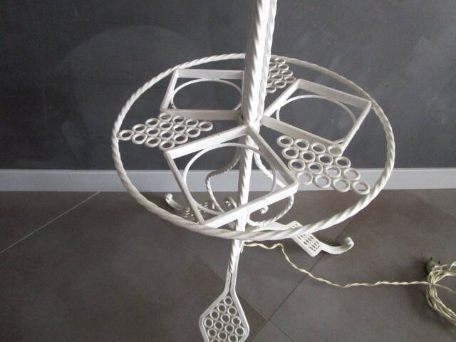 Lampadaire porte-plantes ancien en fer forgé blanc