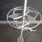 Lampadaire porte-plantes ancien en fer forgé blanc