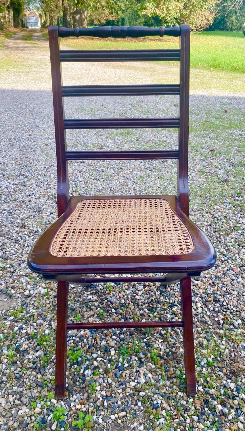 Caned folding chair