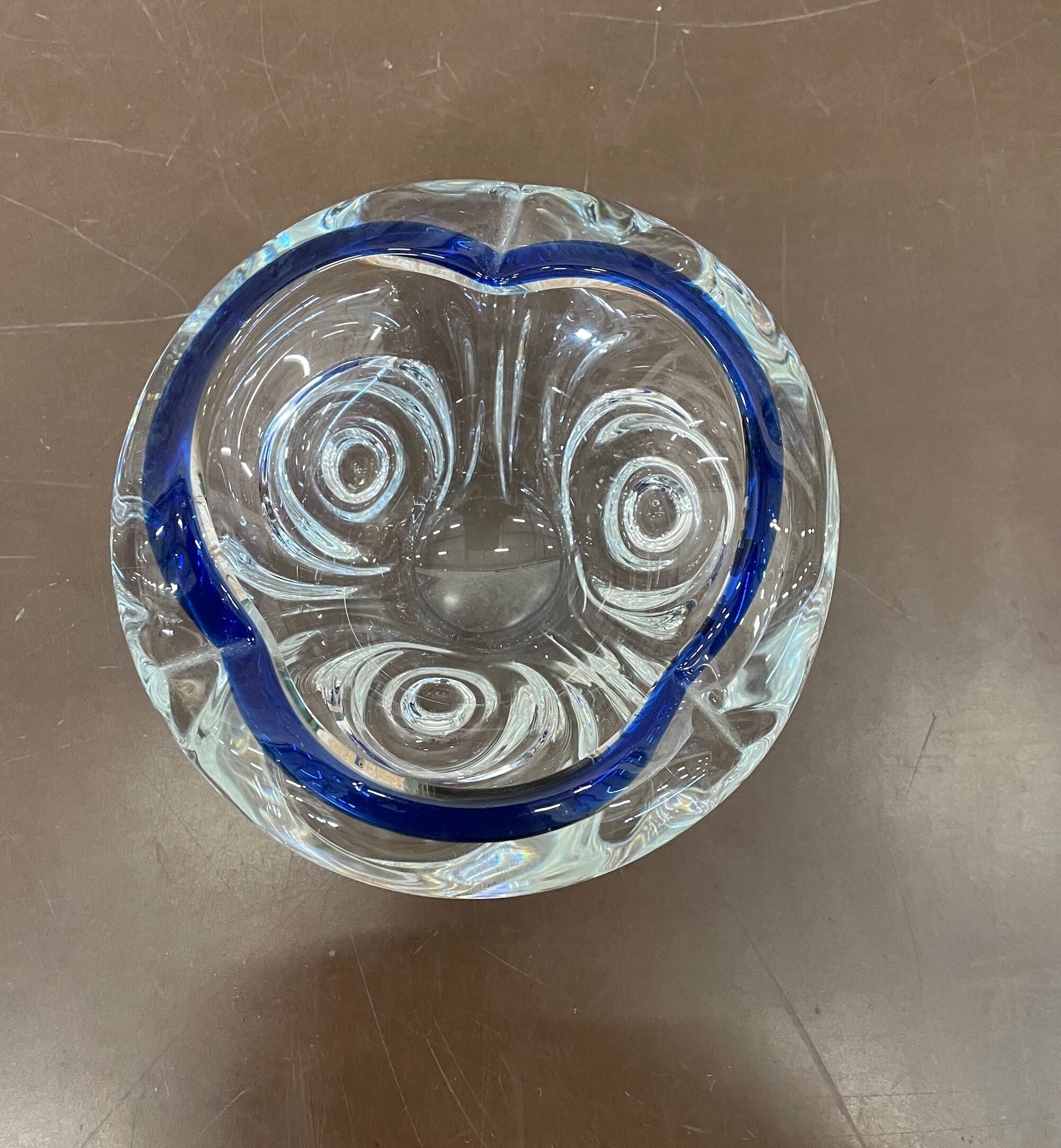 Cendrier en verre de Murano