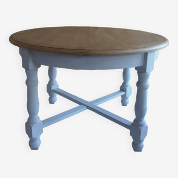 Round table with pearl gray patinated oak base, wooden top.