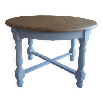 Round table with pearl gray patinated oak base, wooden top.