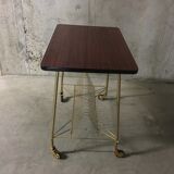 Serving table 1960