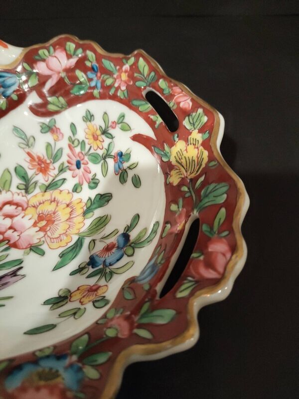 Serviteur double en porcelaine fleurie, décor polychrome et dorure – f