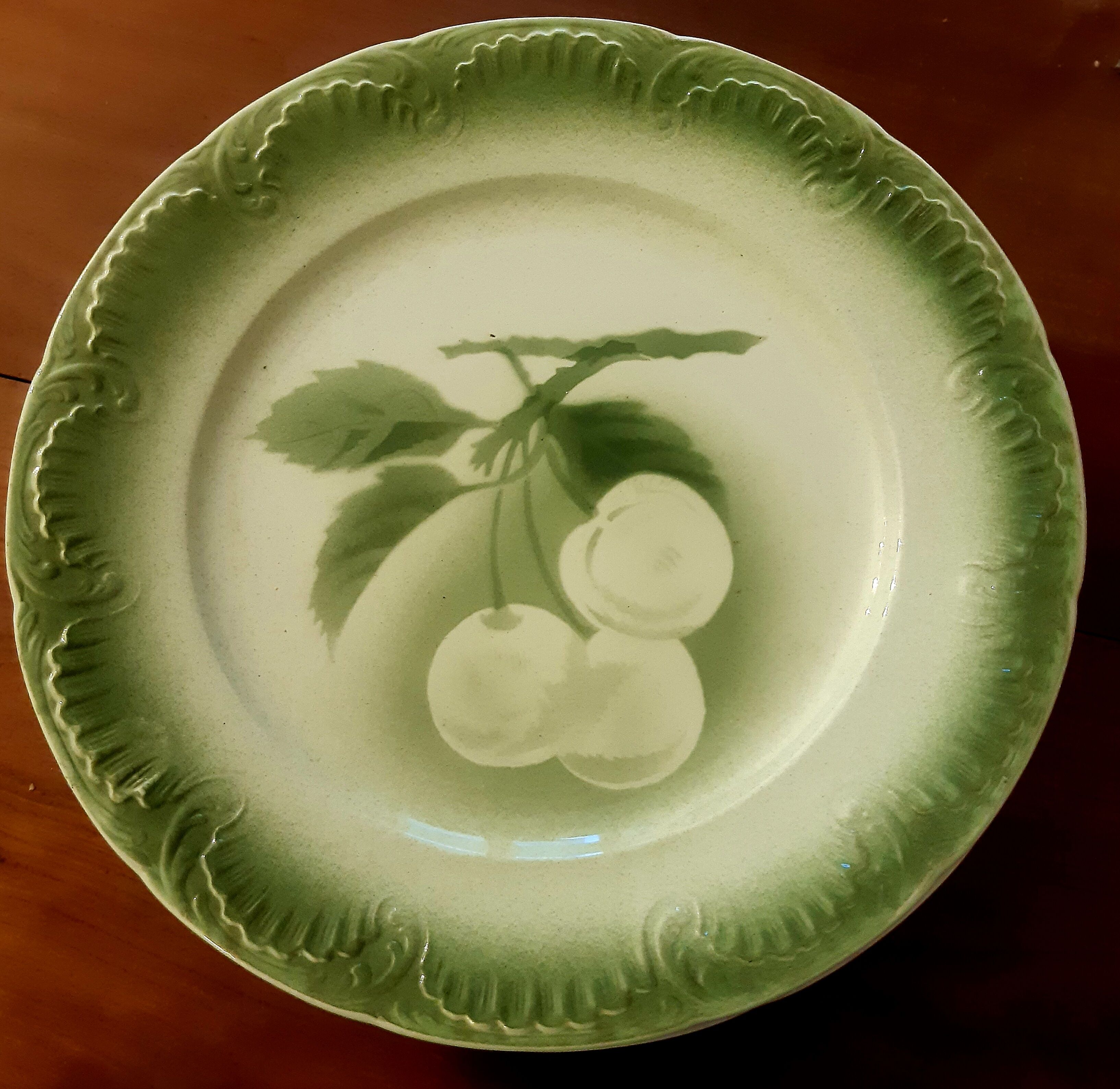 Set of 12 digoin sarreguemine fruit dessert plates