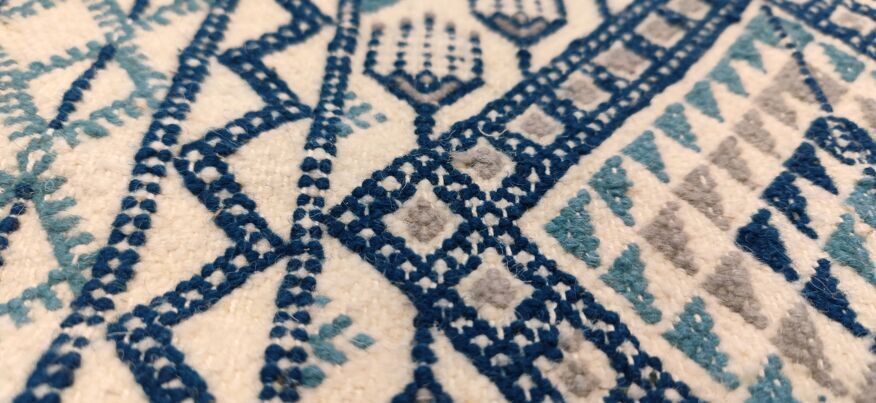 Traditional handmade white blue and gray margoum carpet