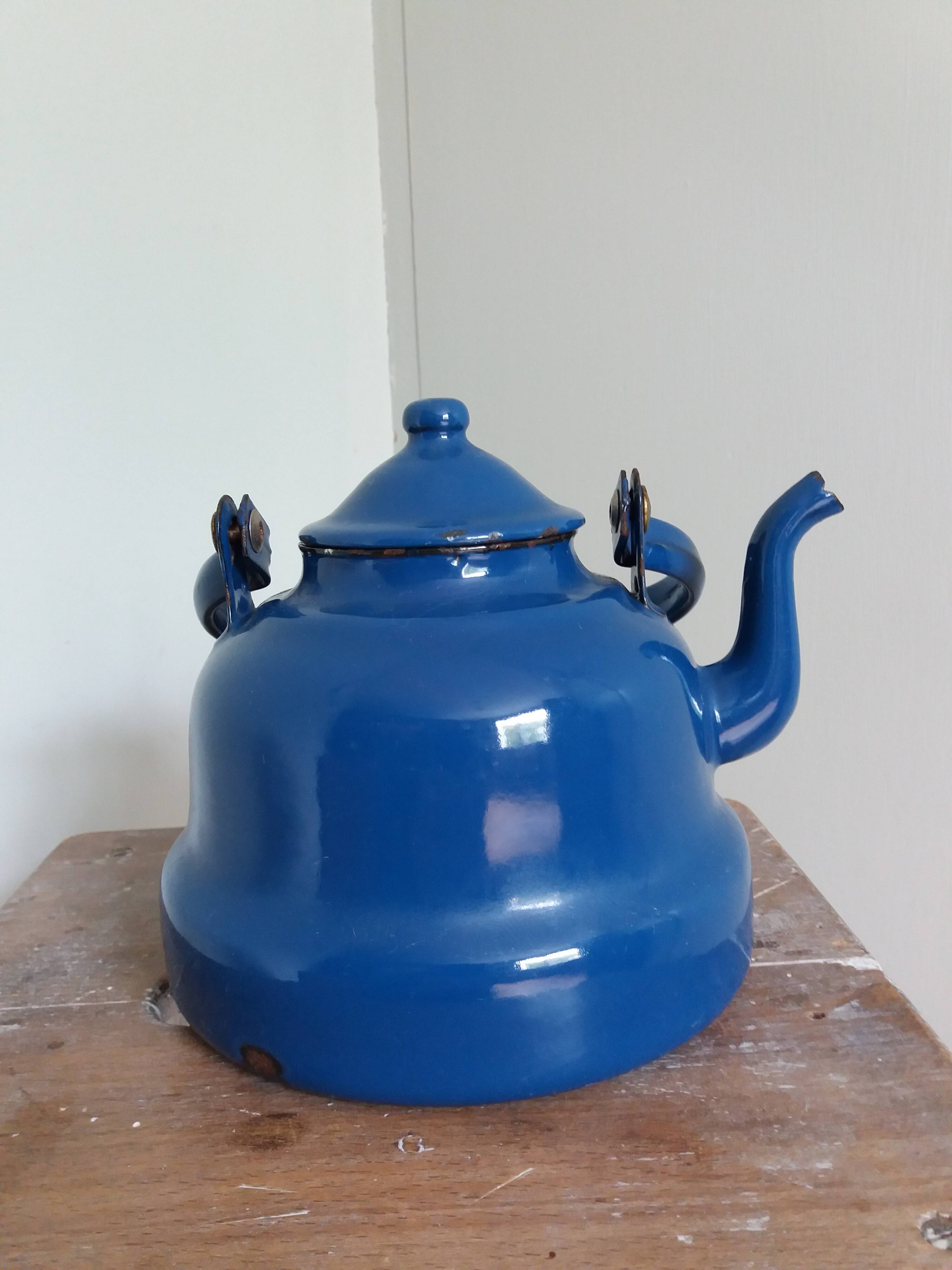 Enameled sheet coffee kettle
