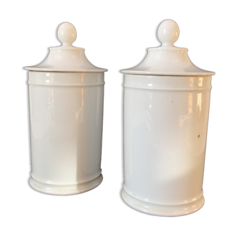 Pair of pharmacy jars White porcelain