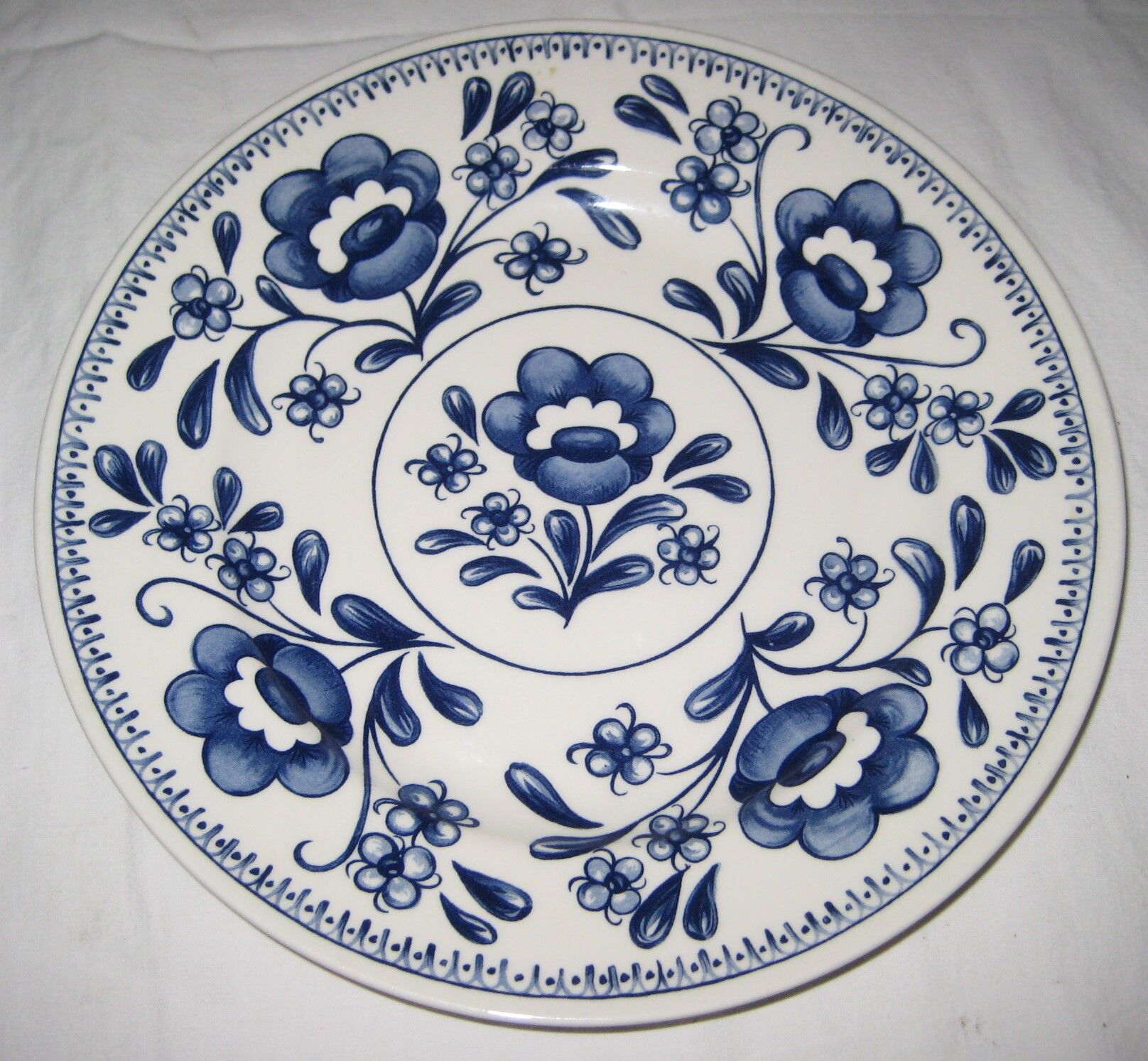 English decorative plate