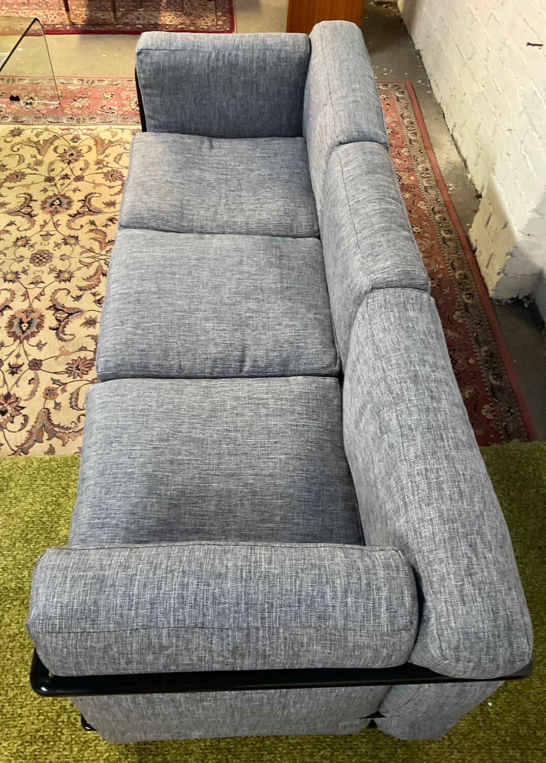 LC2 Le Corbusier sofa