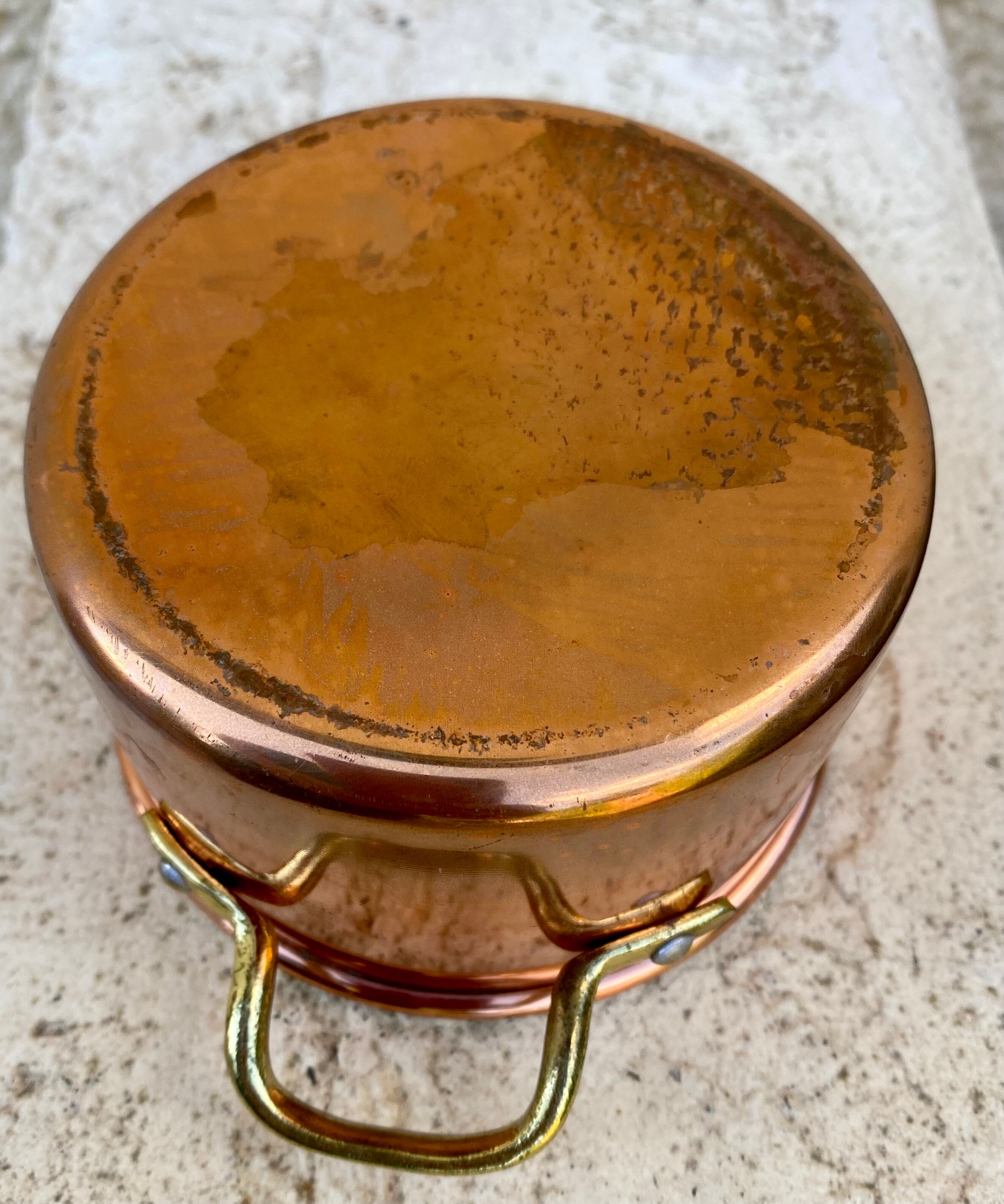 Copper planter pot