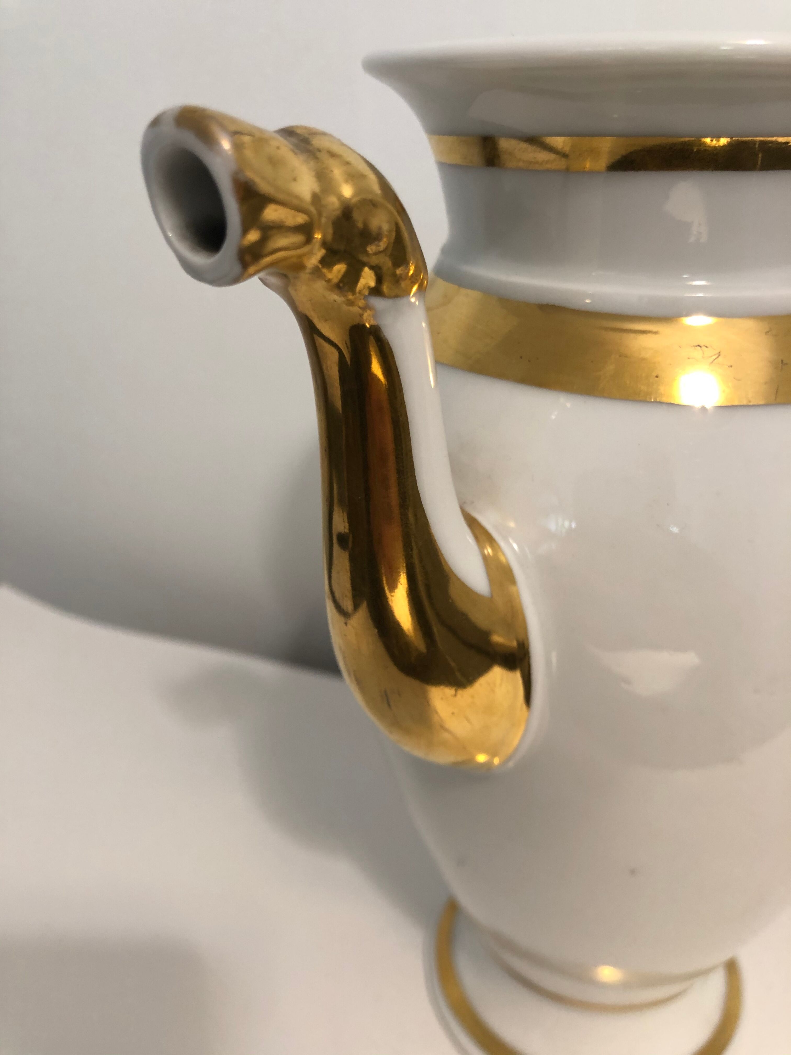 Porcelain coffee maker of old Paris