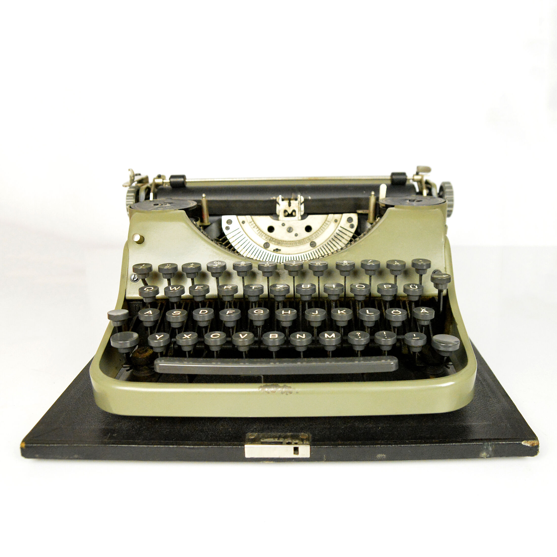 1950s antique typewriter Mercedes K-45, Germany