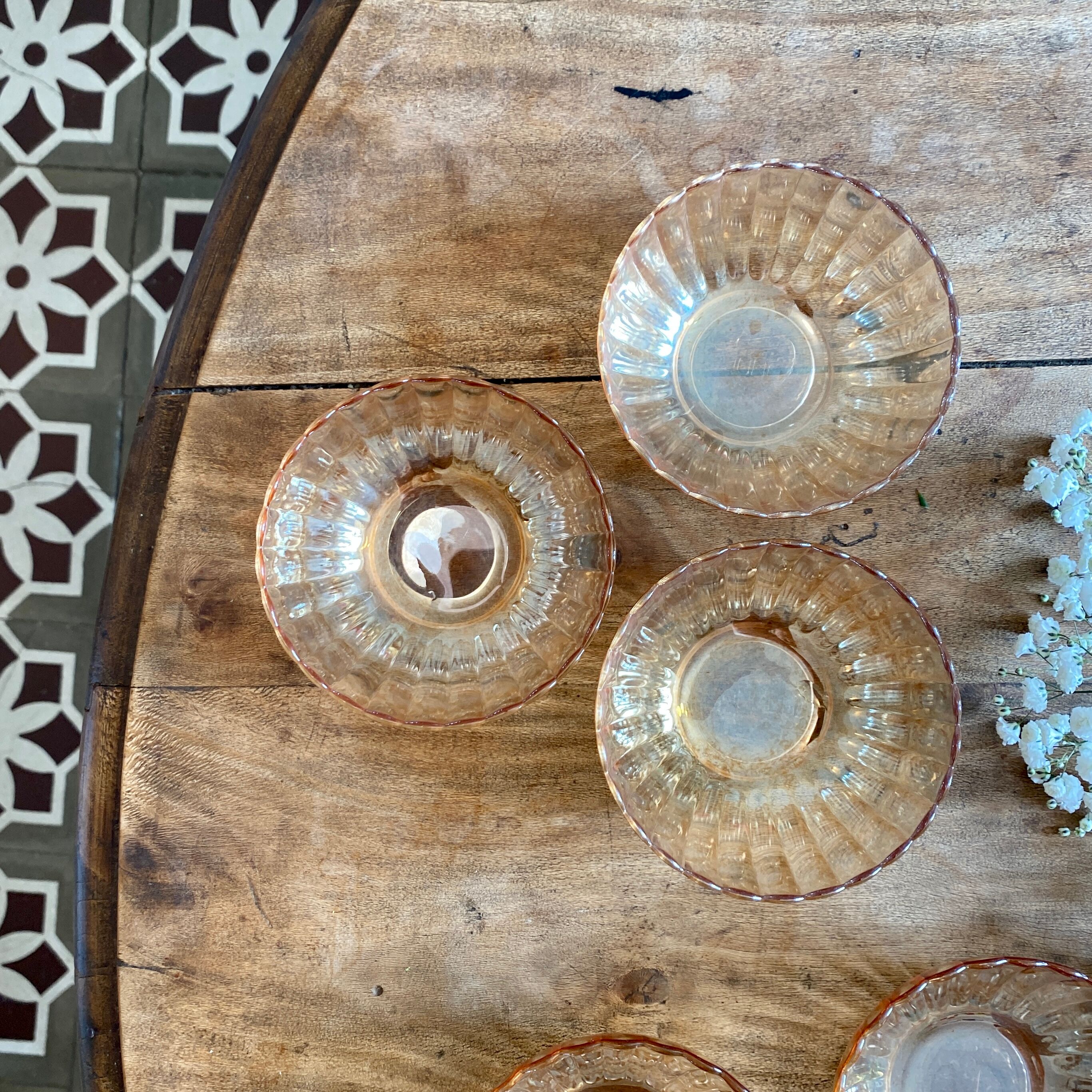 Set of 6 bowls or iridescent pink ramekins