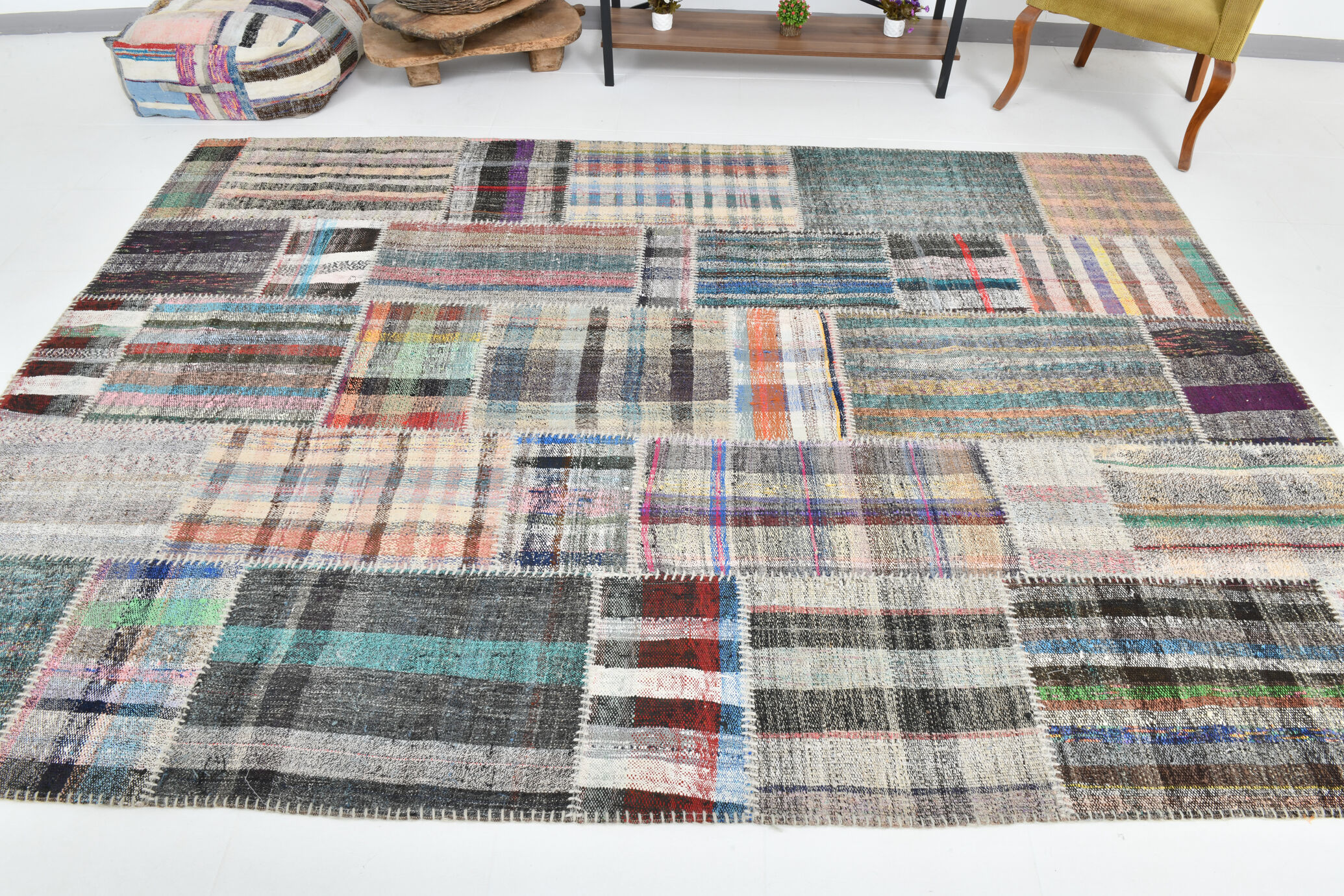 Flatweave ethnic kilim rug 212x302