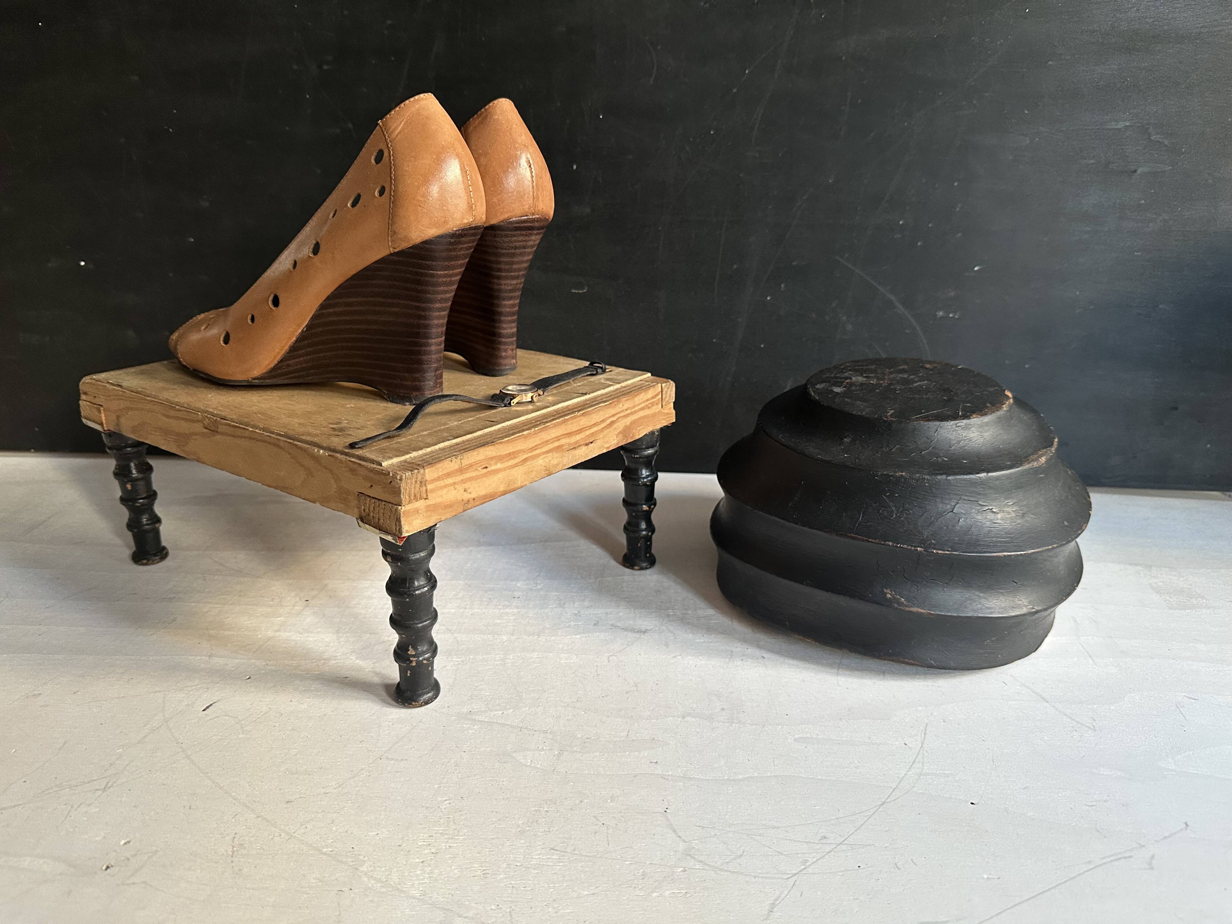 Antique Napoleon III footstool in turned blackened wood – 19th century