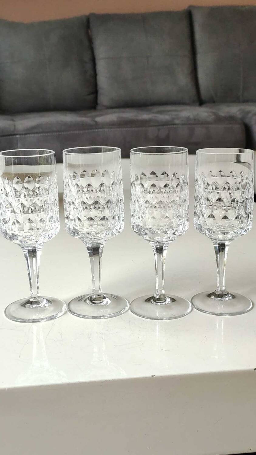 Lot 7 x Verres à vin. Peill & Putzler. Modèle Granada. En cristal.