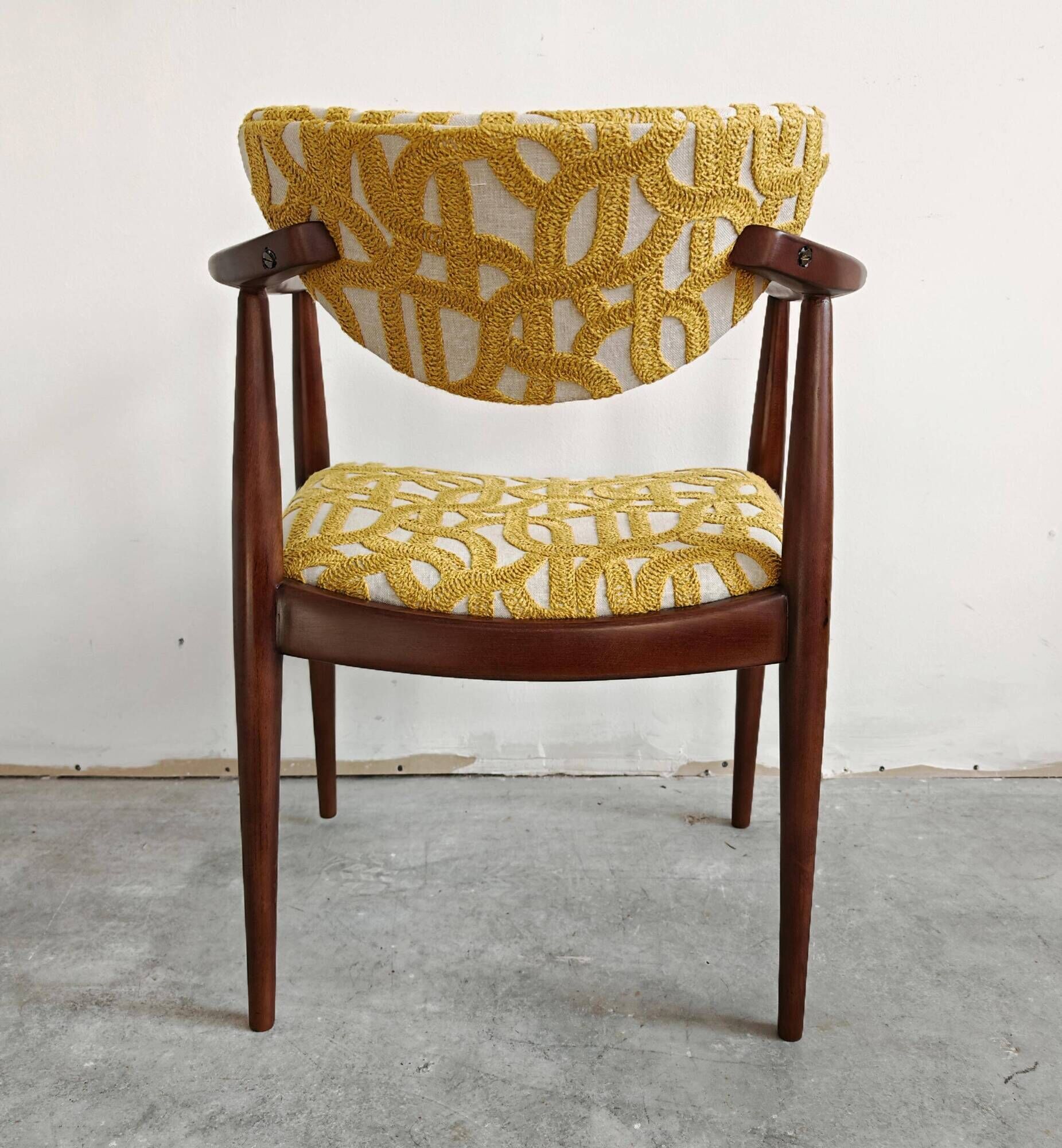 MCM dining chair with armrests by Bernardo Bernardi 1960s