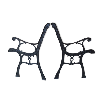 Paire de pieds de banc