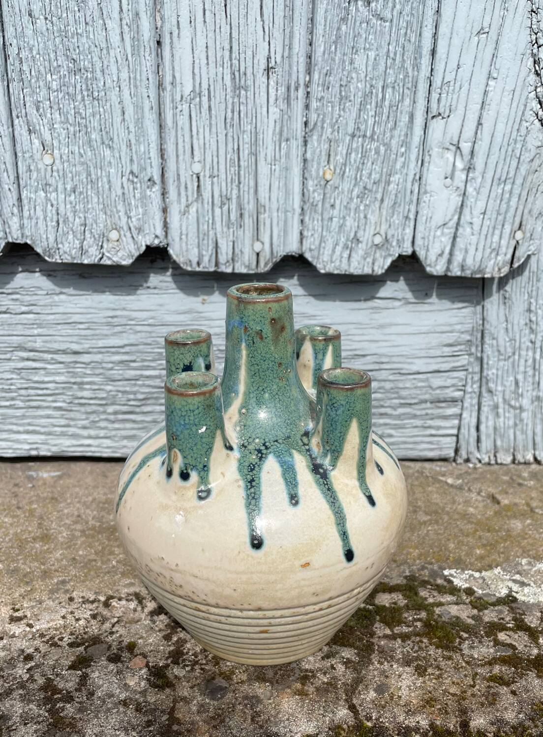 Terracotta vase soliflore