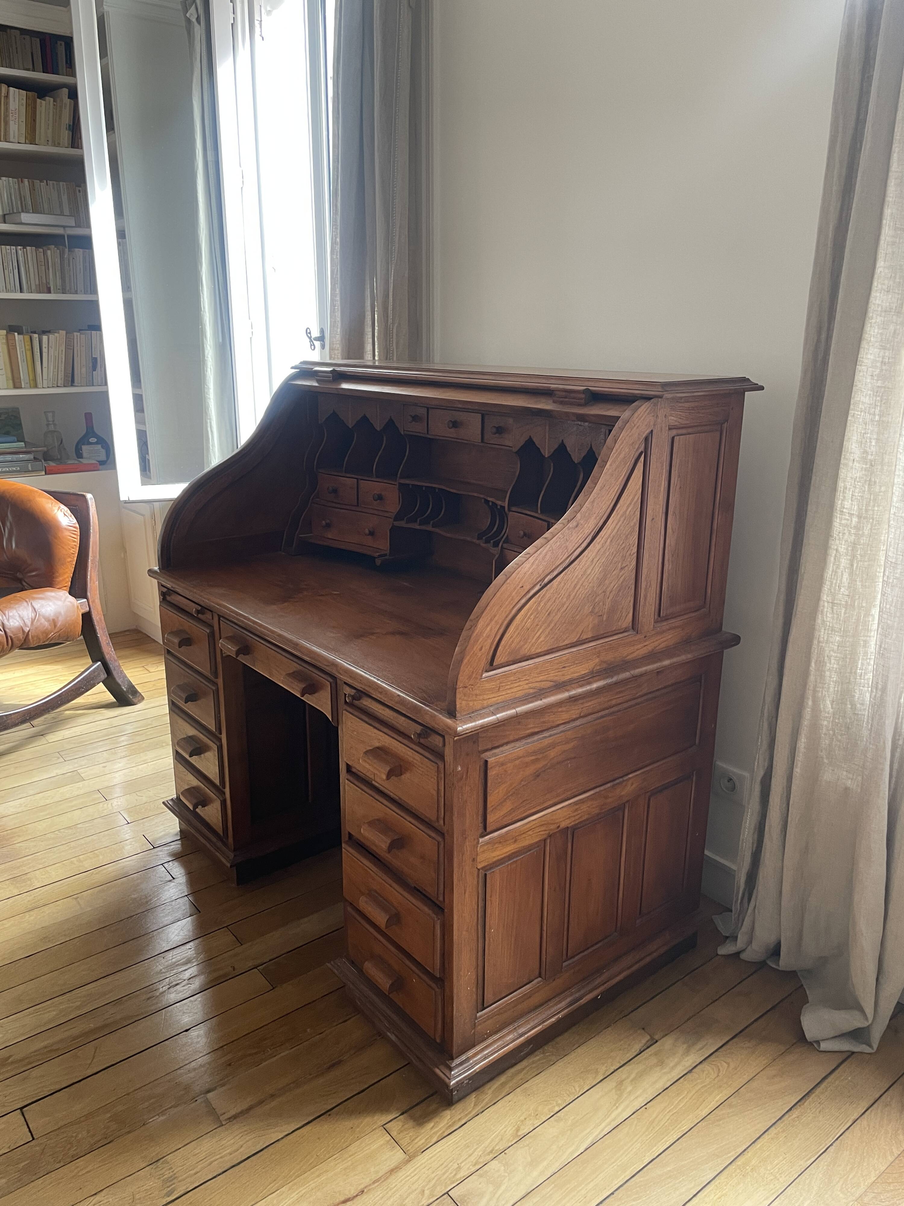 Antique American desk with curtain – original model from the 1920s/30s.