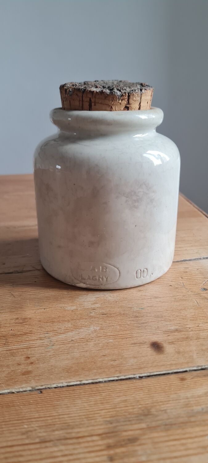 Stoneware mustard pot