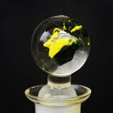 Bouteille en verre de style Mdina, jaune et verte, 21 cm de haut