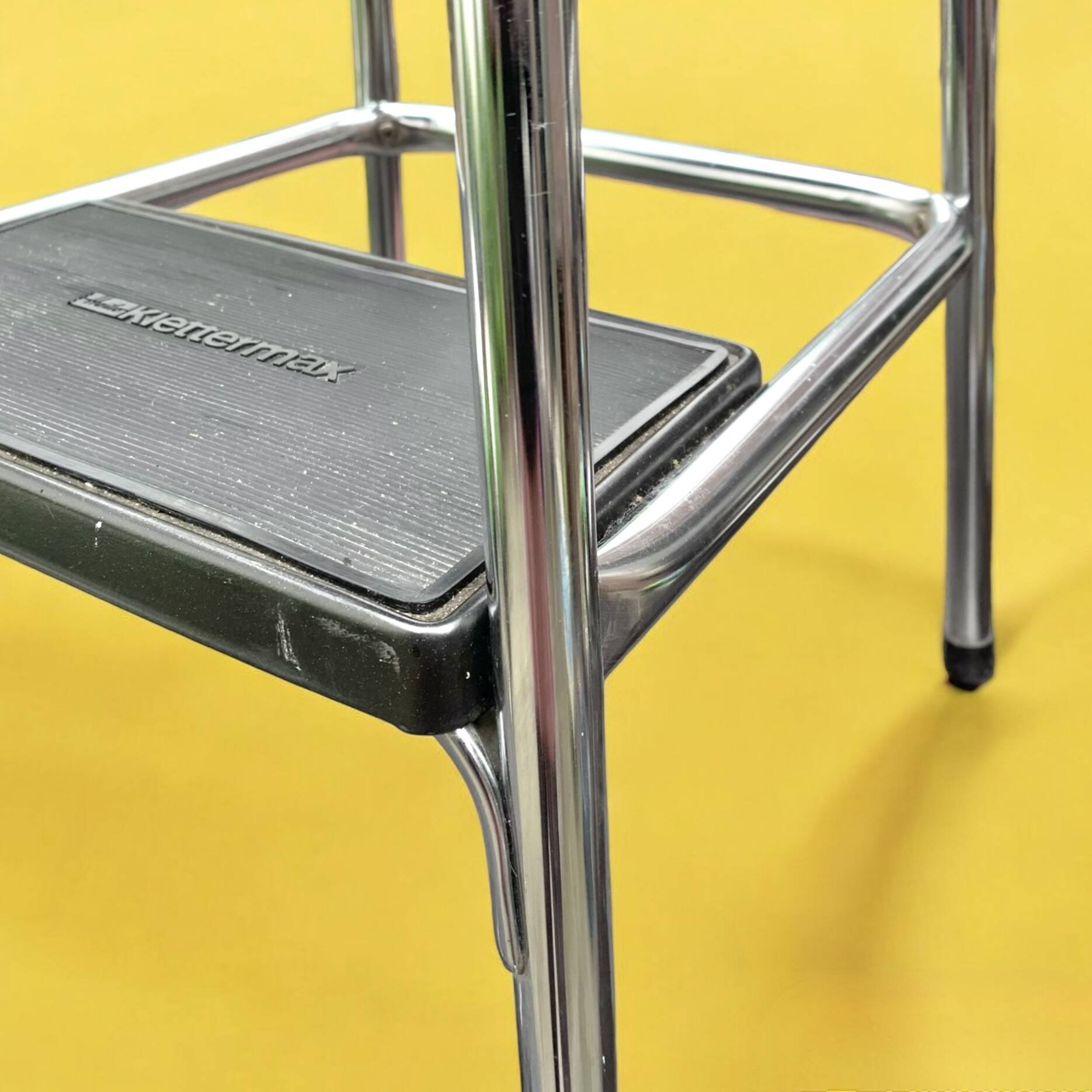 Vintage step stool in Skai and chrome metal - Hailo Klettermax