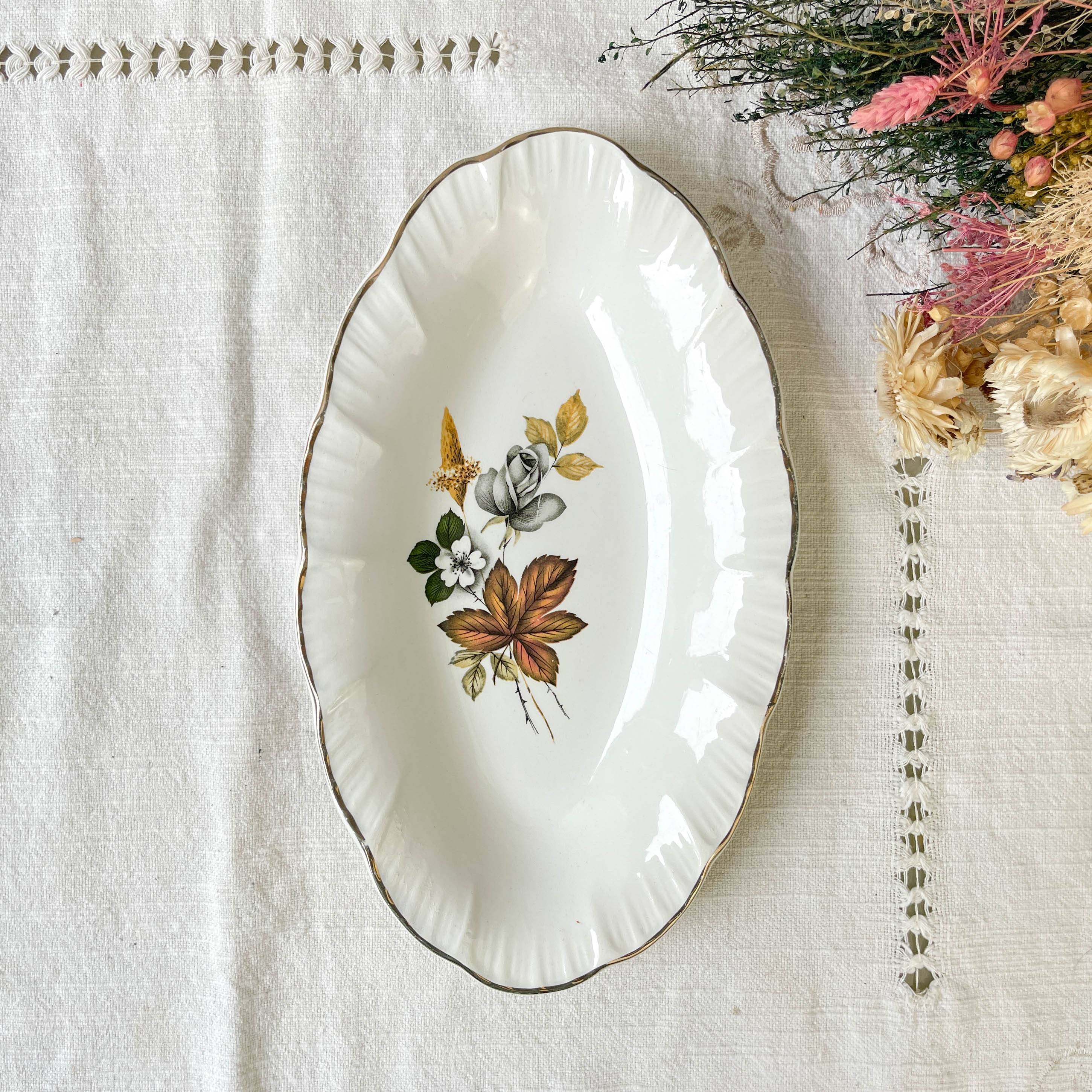 Digoin chamoi porcelain dish with floral pattern
