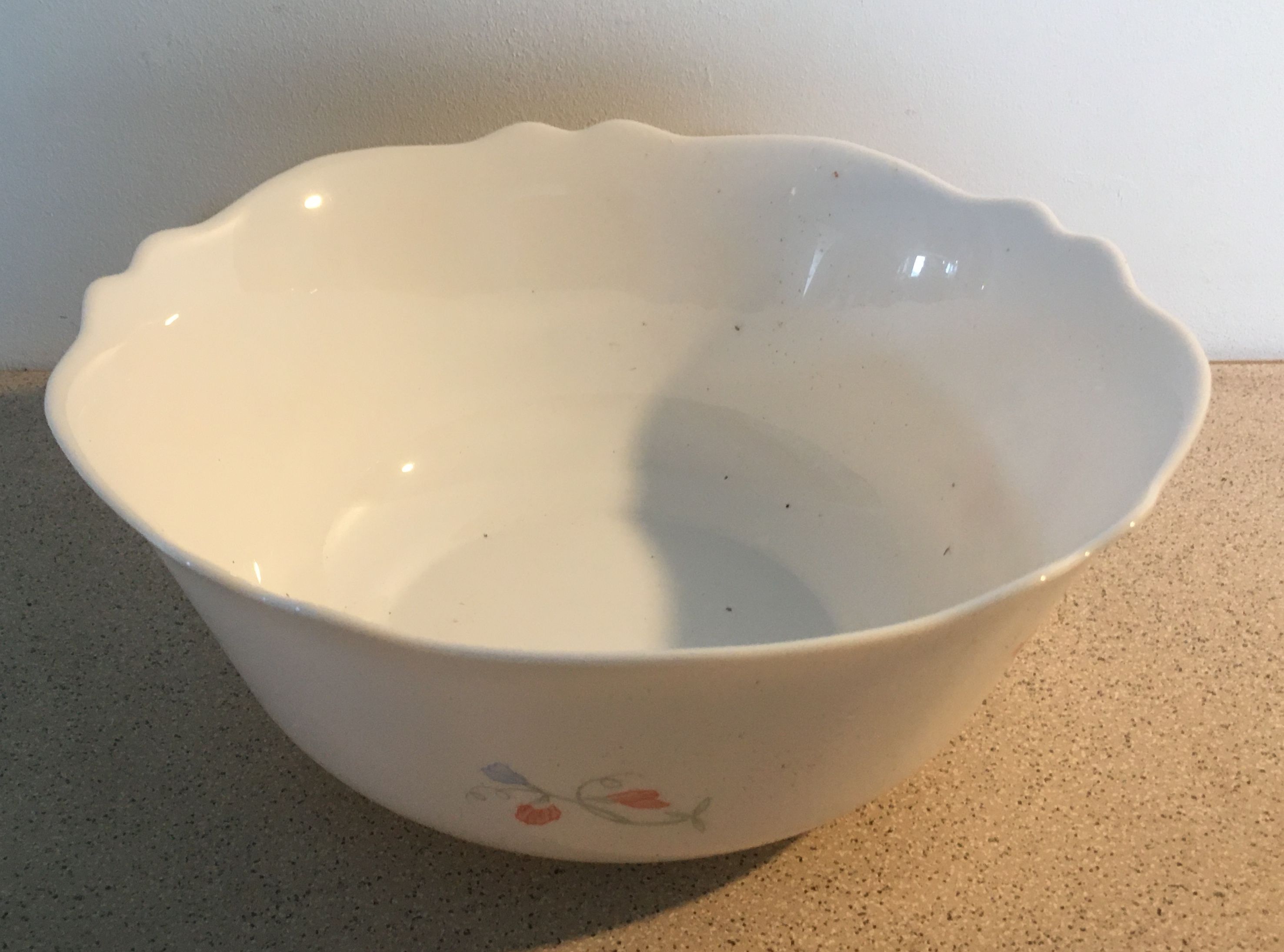 Arcopal salad bowl scent pea pattern