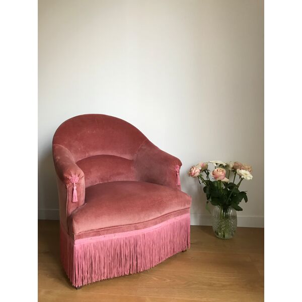 Fauteuil crapaud vintage vieux rose in velours with franges and pampilles |  Selency