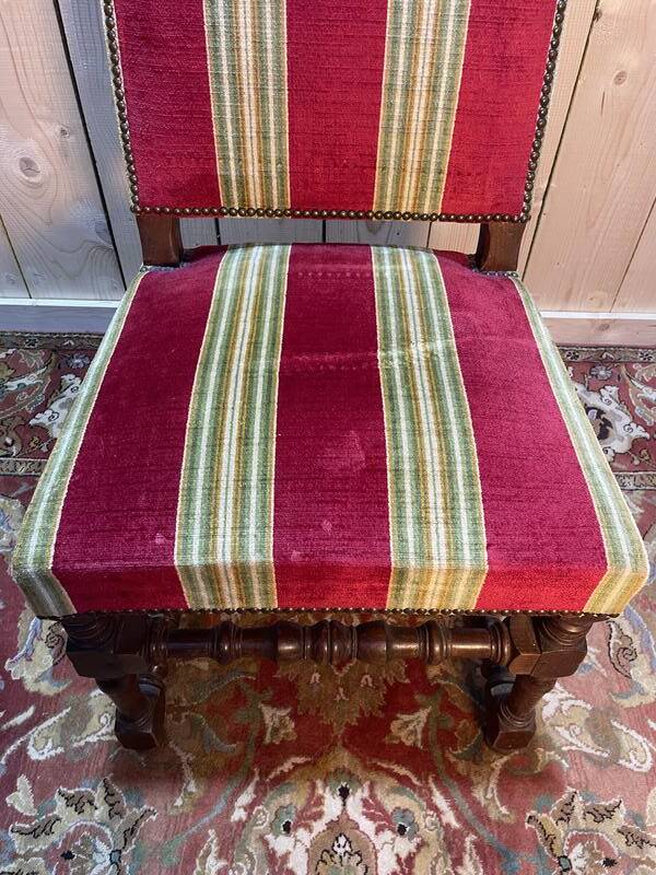 Suite de 6 chaises de style Louis XIII velours rayé
