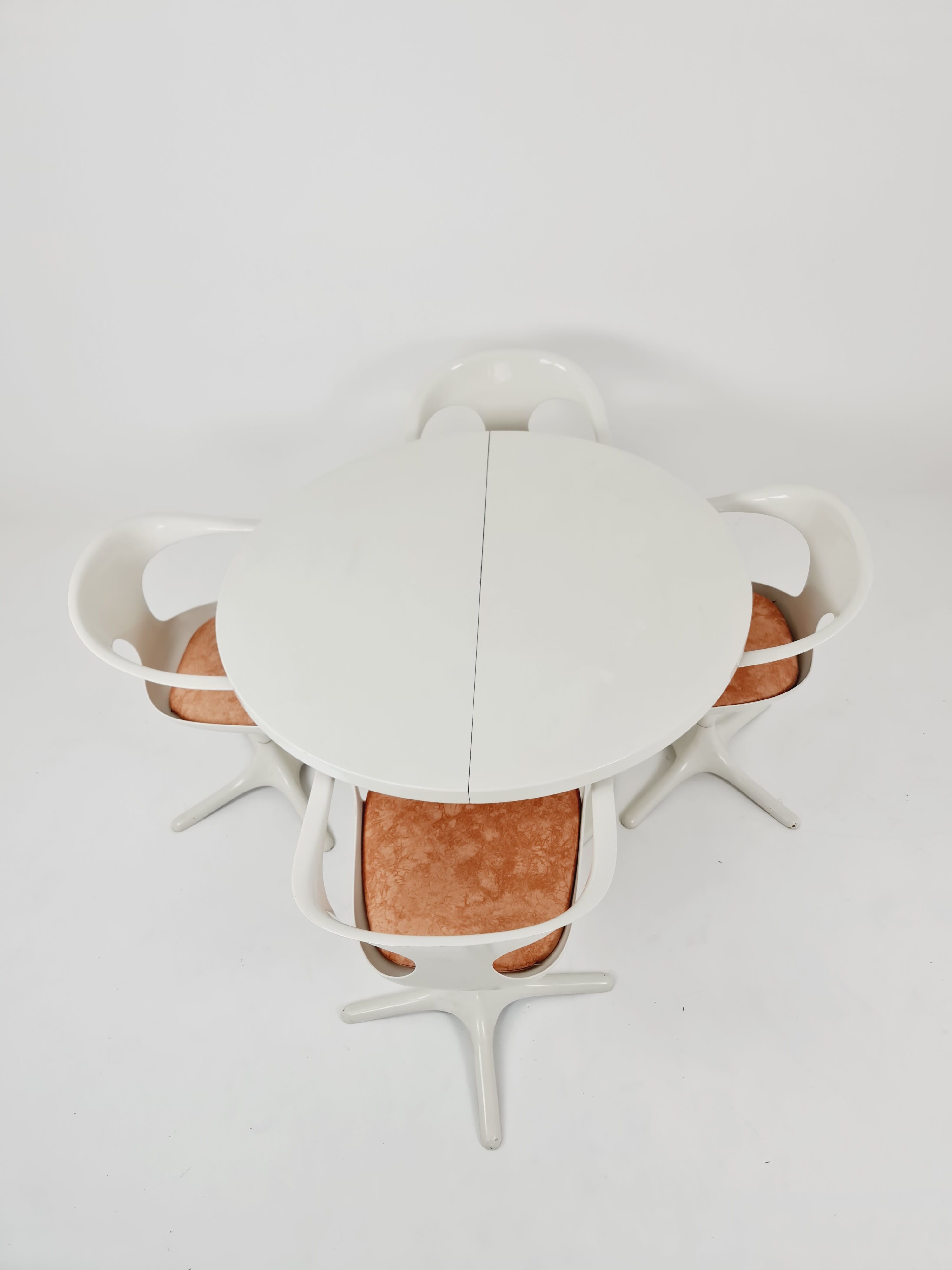 Set space age par Konrad Schäfer pour Interlübke