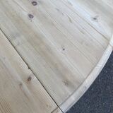 Interior's extendable round tripod dining table renovated in solid wood