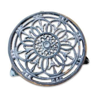 Cast iron trifle