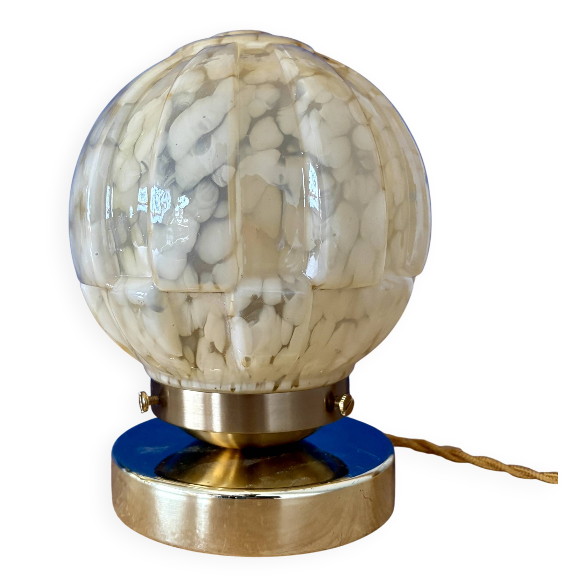 Beautiful table lamp, vintage Art Deco glass globe from Clichy in pink. Diameter