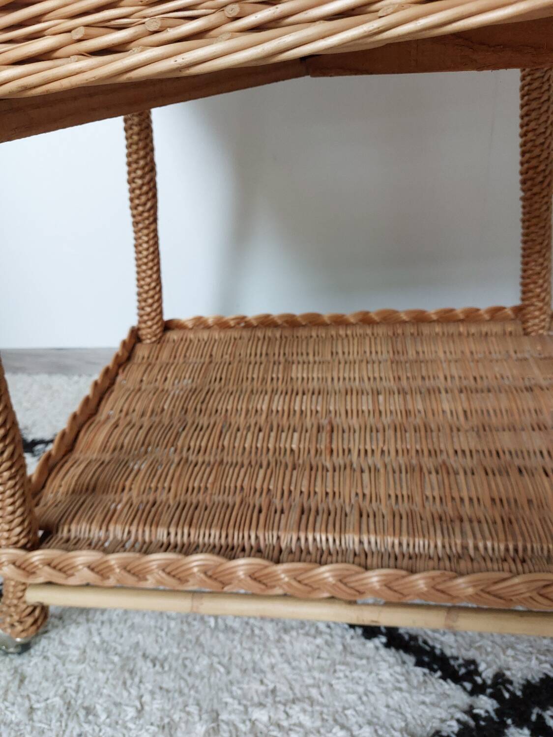 Desserte osier tressé années 50/60
