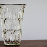 Pressed glass vase - Leaf pattern