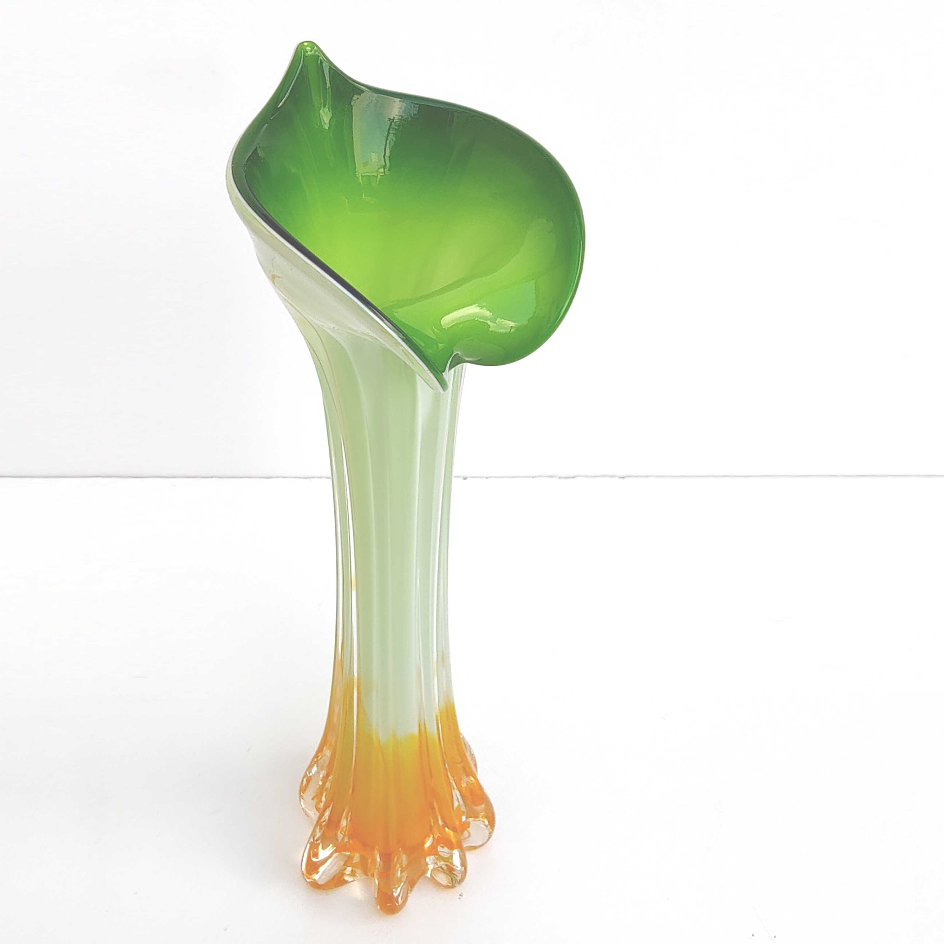 Soliflore vase in blown glass shape green and orange flower