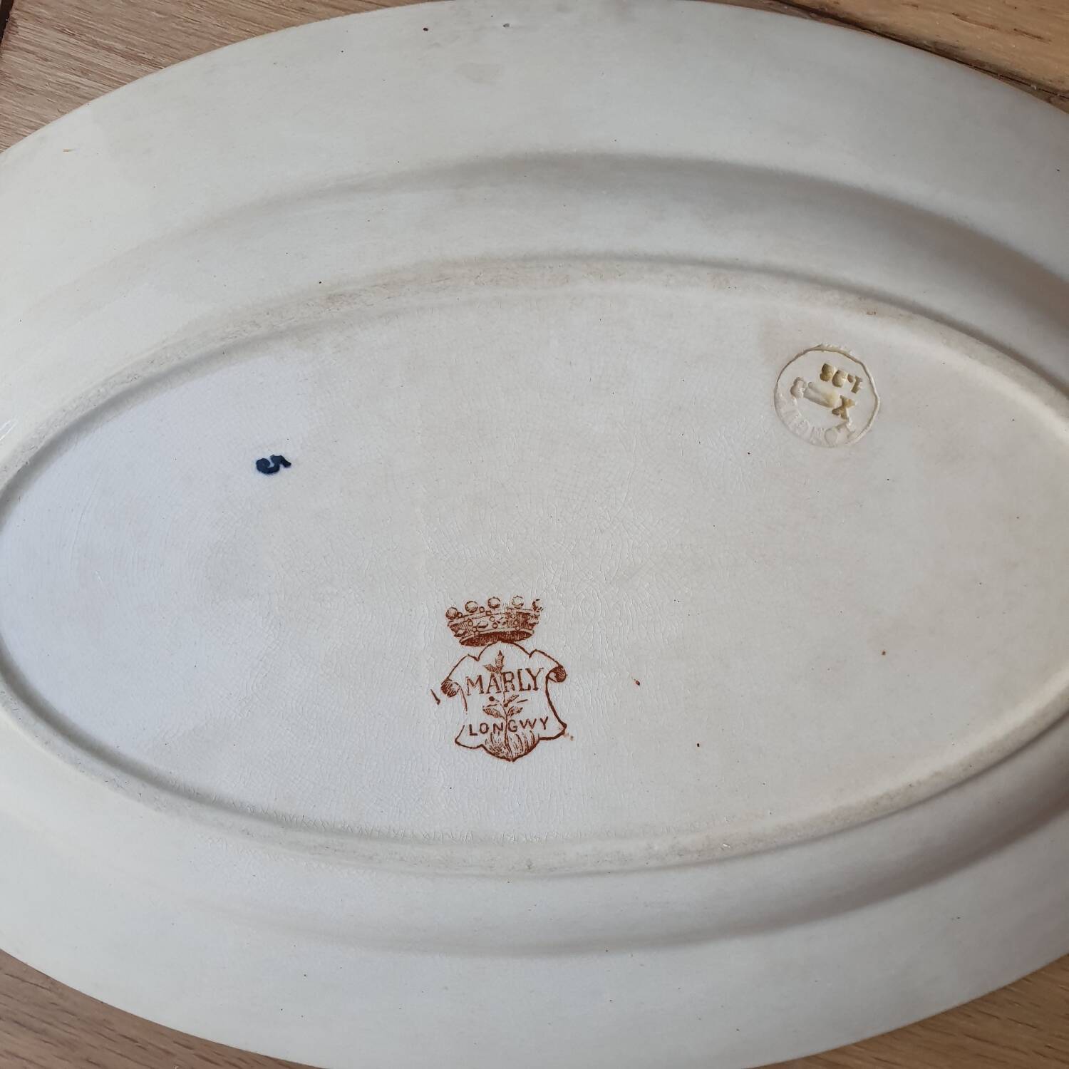 Longwy Terre de Fer oval dish