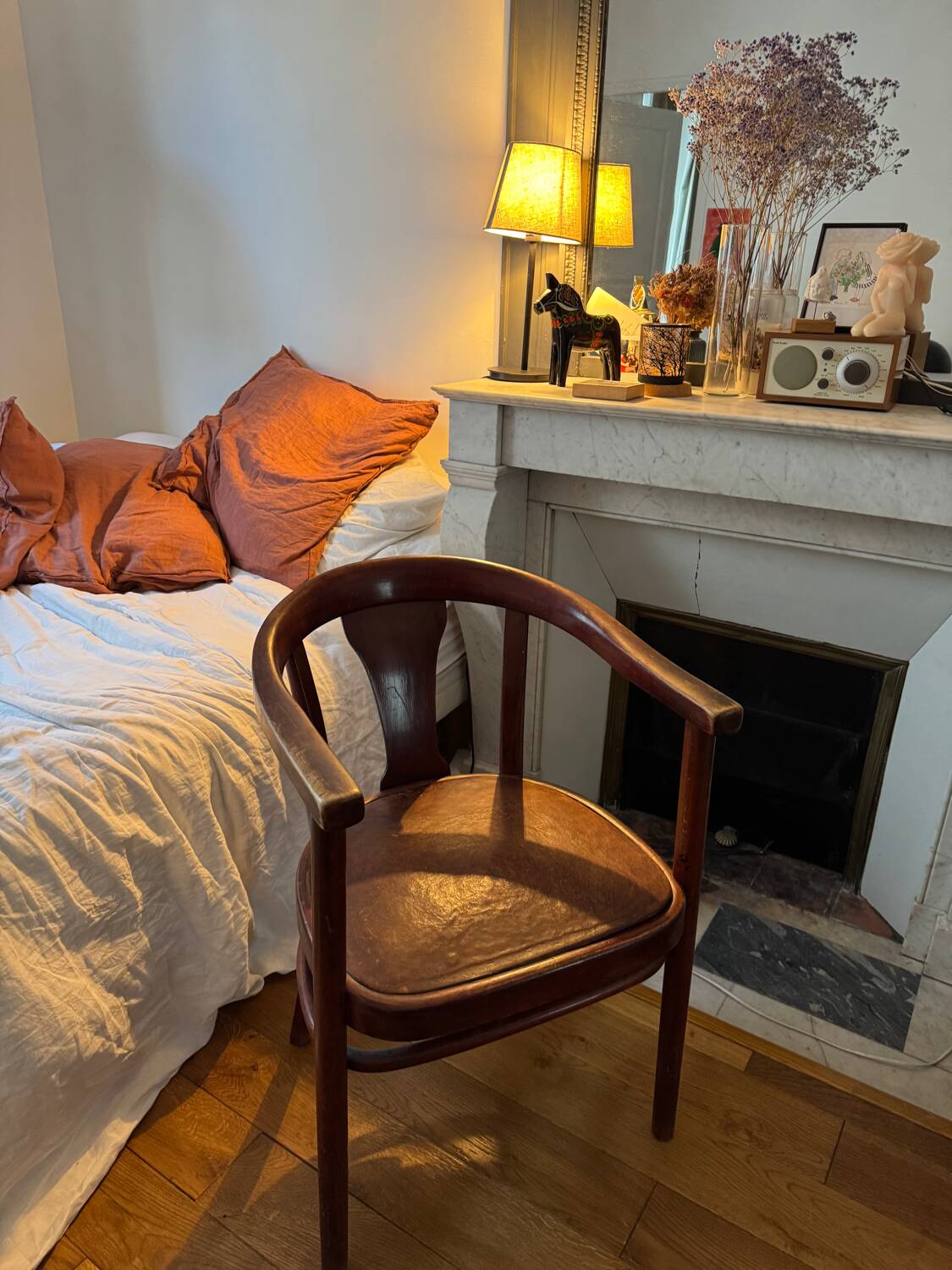 Two Thonet 967f F leather bistro chairs