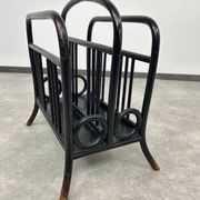 Porte-revues en bois cintré no.33 par Thonet