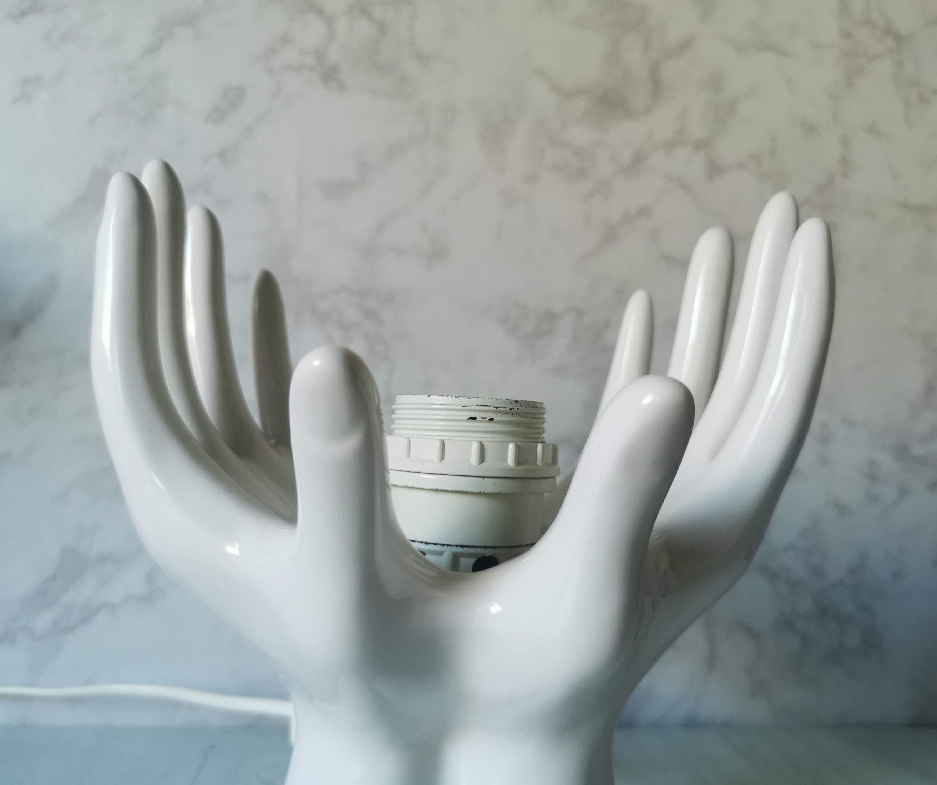 White ceramic hand lamp